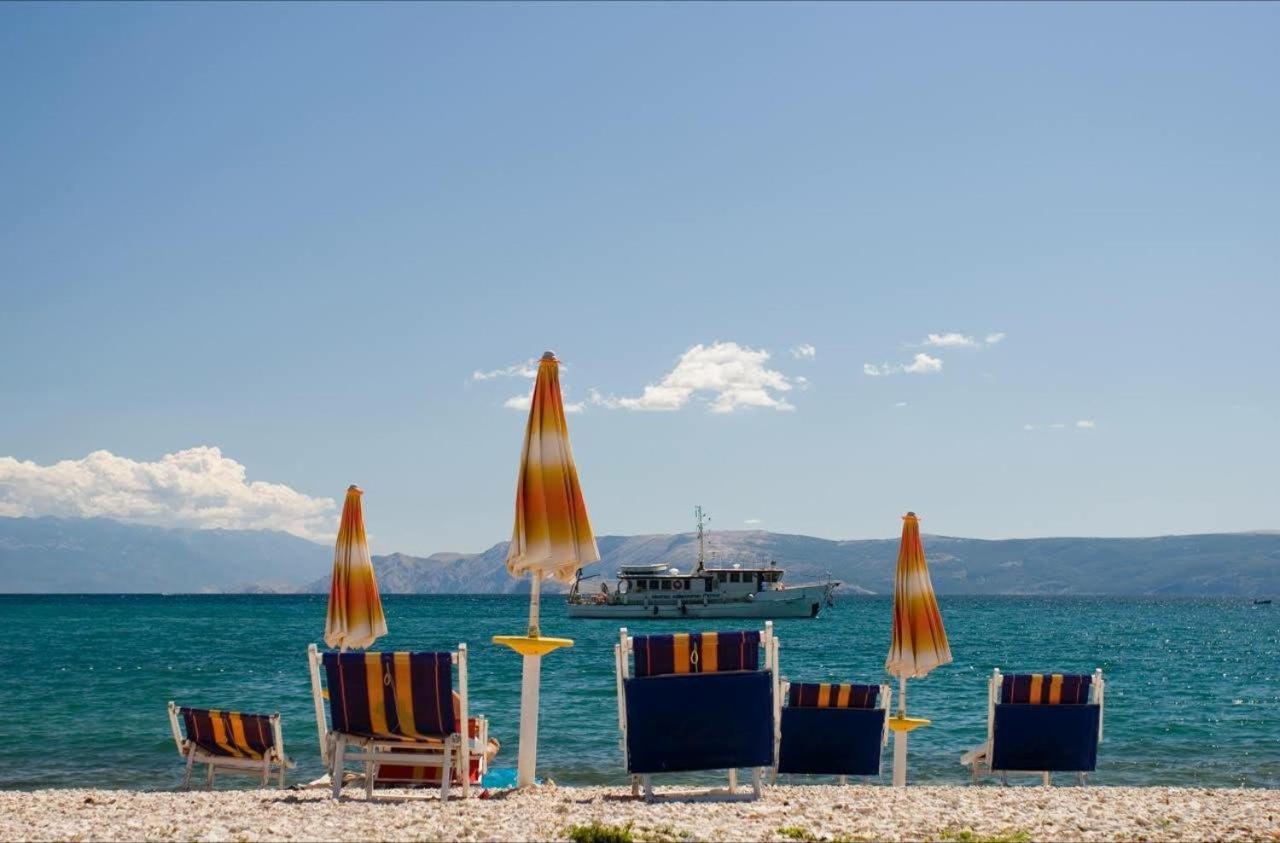 Crikvenica Right On The Beach ภายนอก รูปภาพ