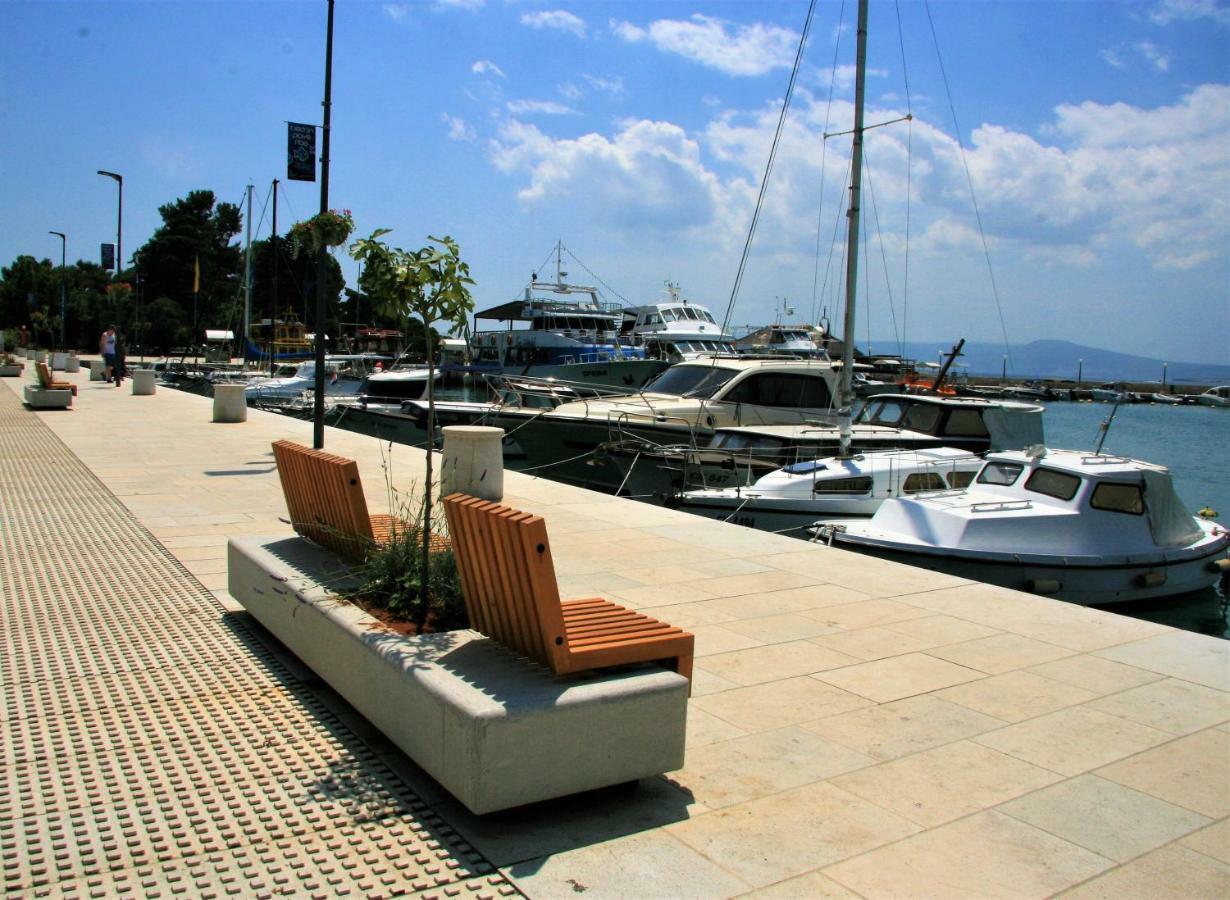 Crikvenica Right On The Beach ภายนอก รูปภาพ